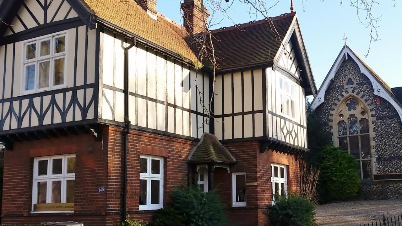 Old School Apartment 1 First Floor Bury St. Edmunds Bagian luar foto